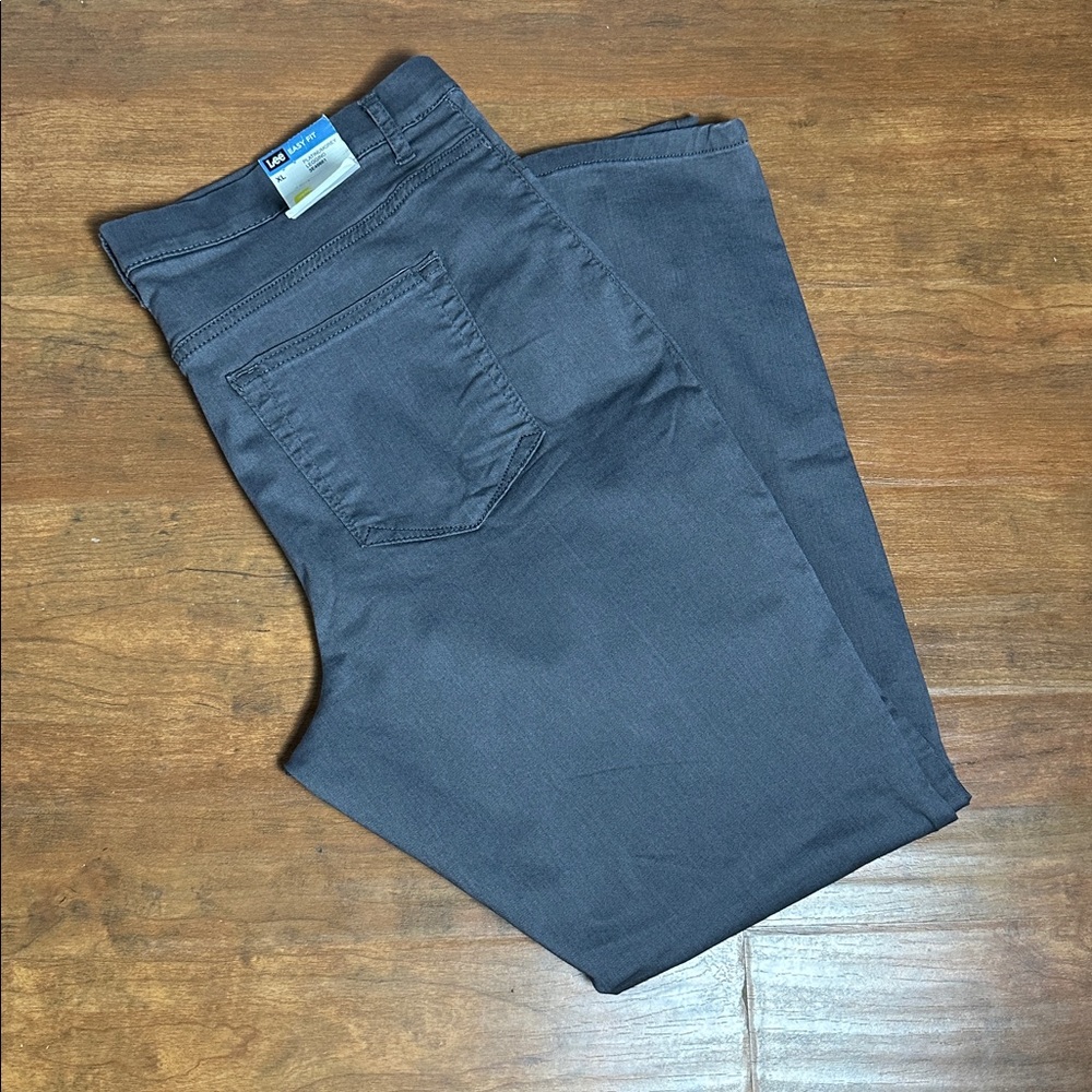 Lee Ladies Gray jegging style pants XL